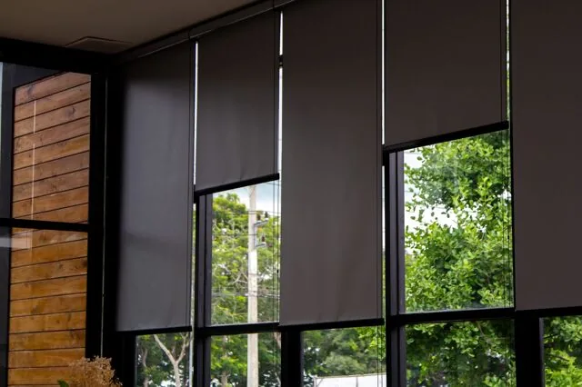 Жалюзи и рулонные шторы в интерьере — Comfort Blinds, Ташкент